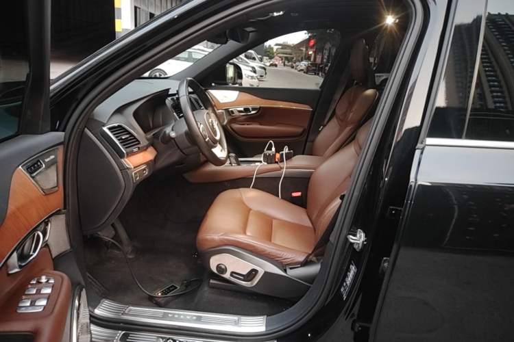 Used Volvo XC90 2021 B6 Zhiyi Luxury Edition 7-Seater Left Front Seat
