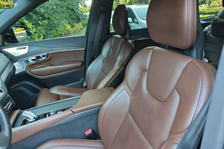 Used Volvo XC90 2021 B6 Luxury Smart Edition 7-Seater Left Front Seat
