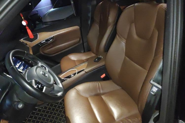 Used Volvo XC90 2021 B6 Zhiyi Sport Edition 7-Seater Left Front Seat