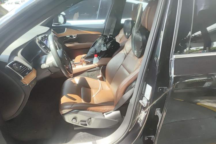 Used Volvo XC90 2021 B6 Zhiyi Luxury Edition 7-Seater Left Front Seat