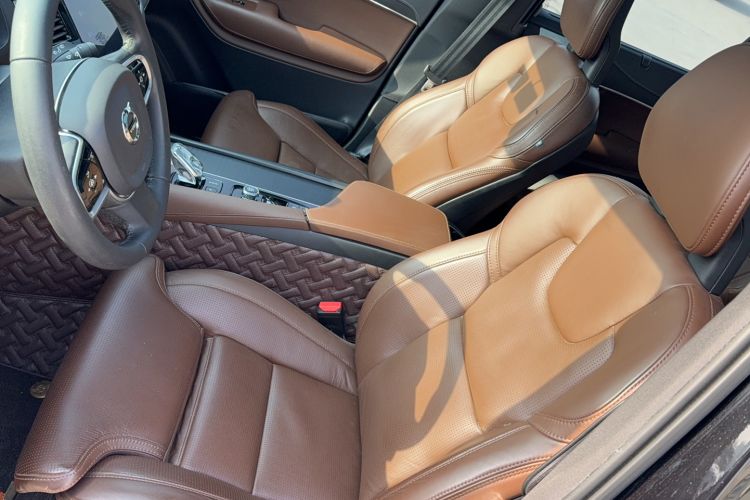 Used Volvo XC90 2021 B6 Luxury Smart Edition 7-Seater Left Front Seat
