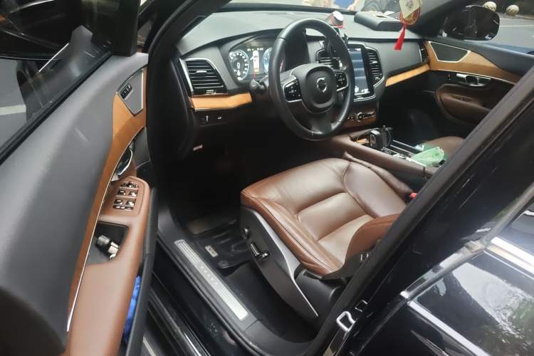 Used Volvo XC90 2021 B6 Zhiyi Luxury Edition 7-Seater Left Front Seat