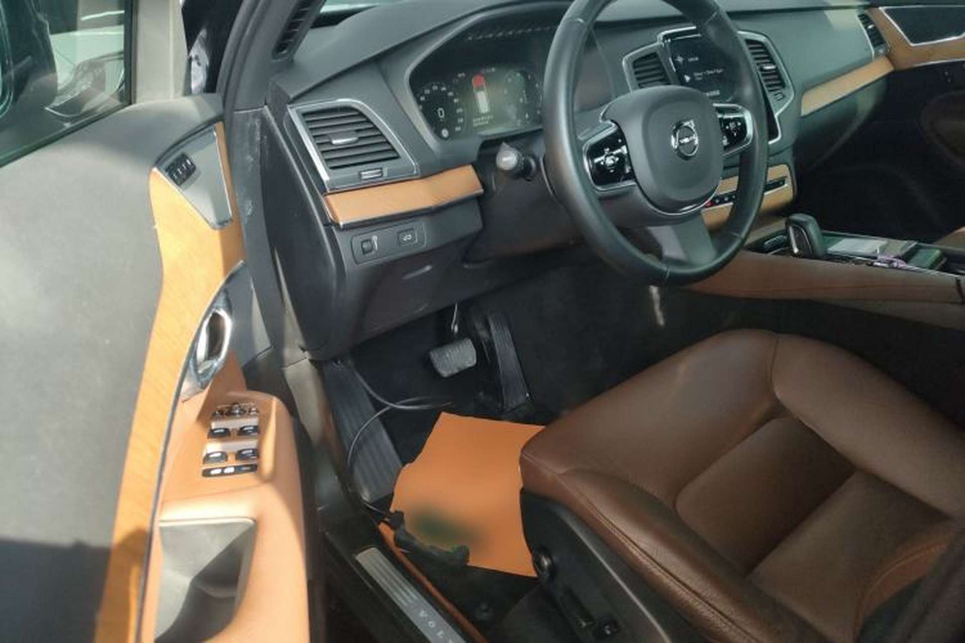 Used Volvo XC90 2021 B5 SmartDrive Luxury Edition 5-seater Left Front Seat