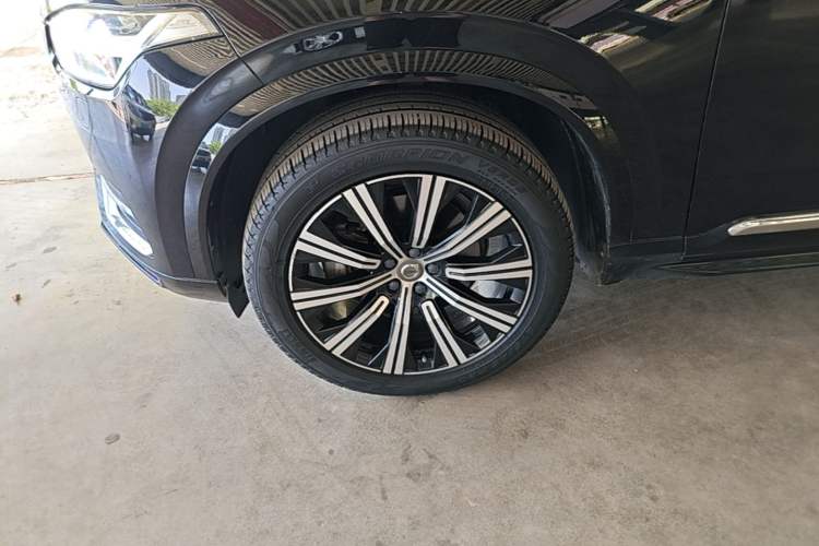 Used Volvo XC90 2021 B6 Zhiyi Luxury Edition 7-Seater Left Front Wheel Hub