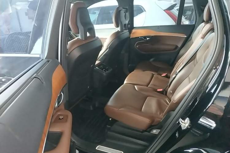 Used Volvo XC90 2021 B6 Zhiyi Luxury Edition 7-Seater Left Rear Seat