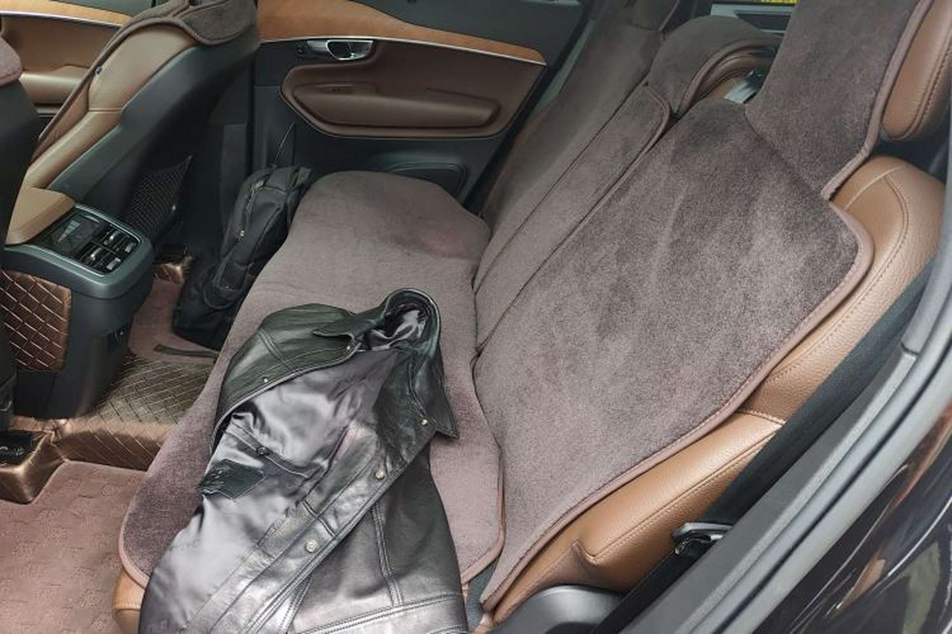 Used Volvo XC90 2021 B6 Zhiyi Luxury Edition 7-Seater Left Rear Seat
