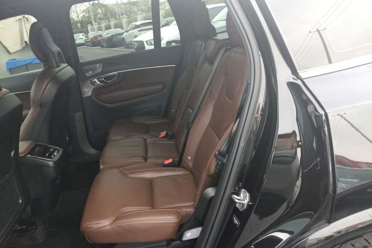 Used Volvo XC90 2021 B6 Luxury Smart Edition 7-Seater Left Rear Seat