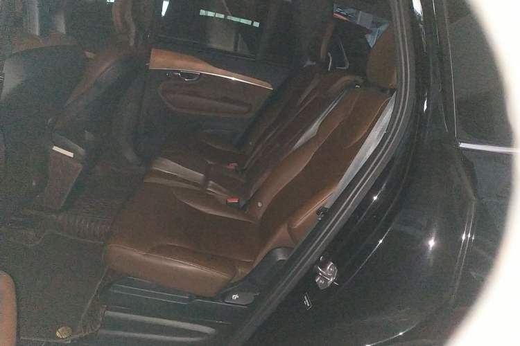 Used Volvo XC90 2021 B5 SmartDrive Luxury Edition 5-seater Left Rear Seat