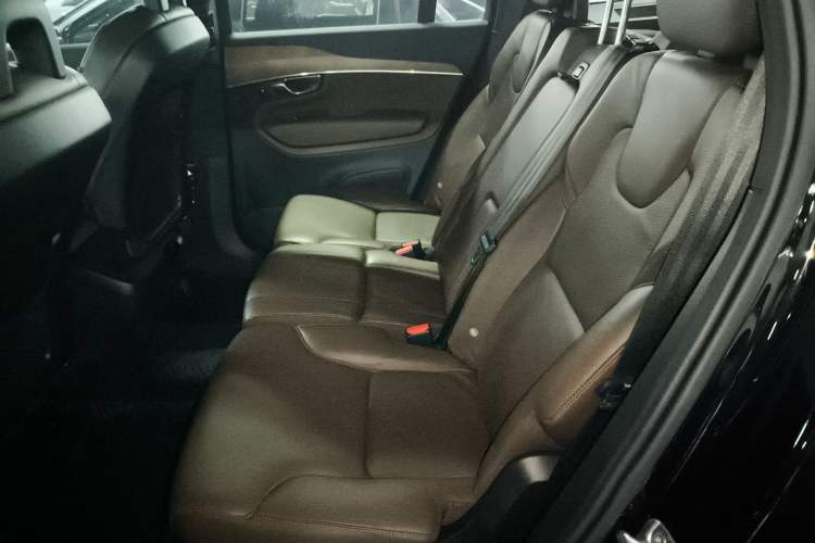 Used Volvo XC90 2021 B5 SmartDrive Luxury Edition 5-seater Left Rear Seat