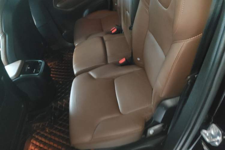 Used Volvo XC90 2021 B5 SmartDrive Luxury Edition 7 Seats Left Rear Seat