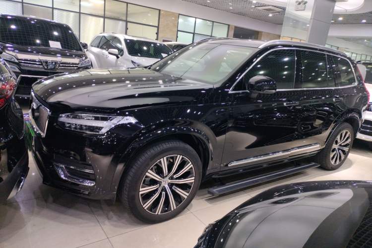 Used Volvo XC90 2021 B5 SmartDrive Luxury Edition 5-seater Left Side