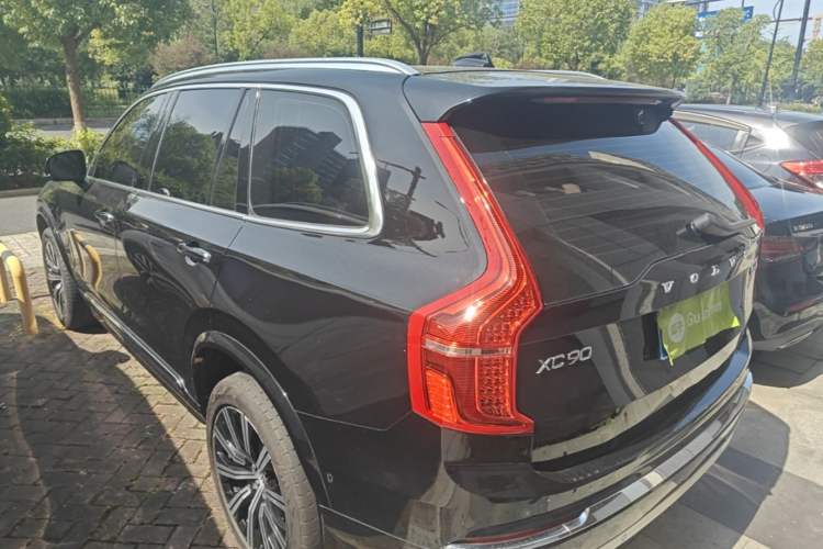 Used Volvo XC90 2021 B6 Luxury Smart Edition 7-Seater Rear Left 45 Deg