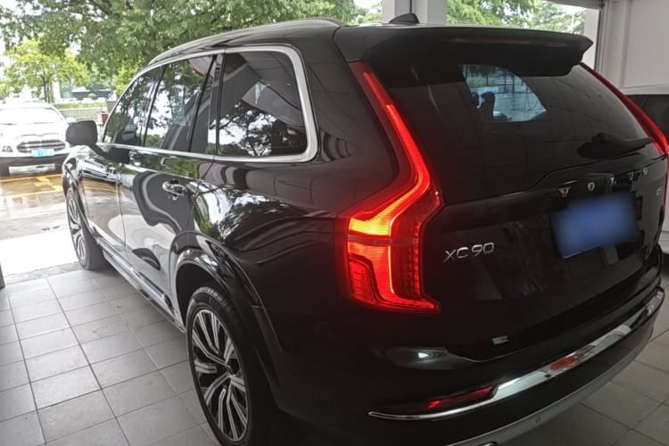 Used Volvo XC90 2021 B5 SmartDrive Luxury Edition 7 Seats Rear Left 45 Deg