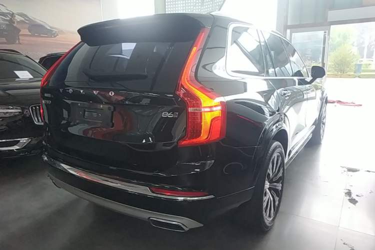 Used Volvo XC90 2021 B6 Zhiyi Luxury Edition 7-Seater Rear Right 45 Deg