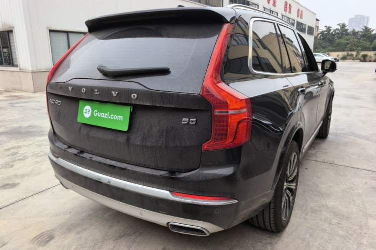 Used Volvo XC90 2021 B5 SmartDrive Luxury Edition 7 Seats Rear Right 45 Deg