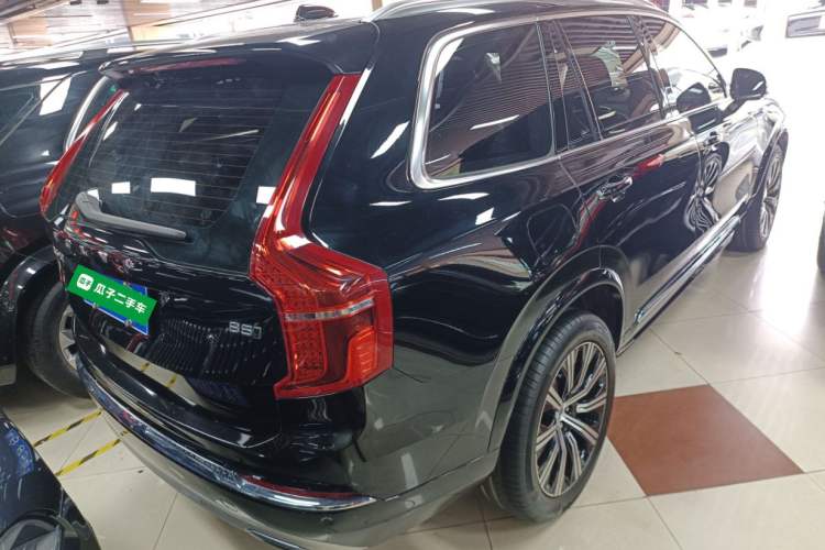 Used Volvo XC90 2021 B5 SmartDrive Luxury Edition 7 Seats Rear Right 45 Deg