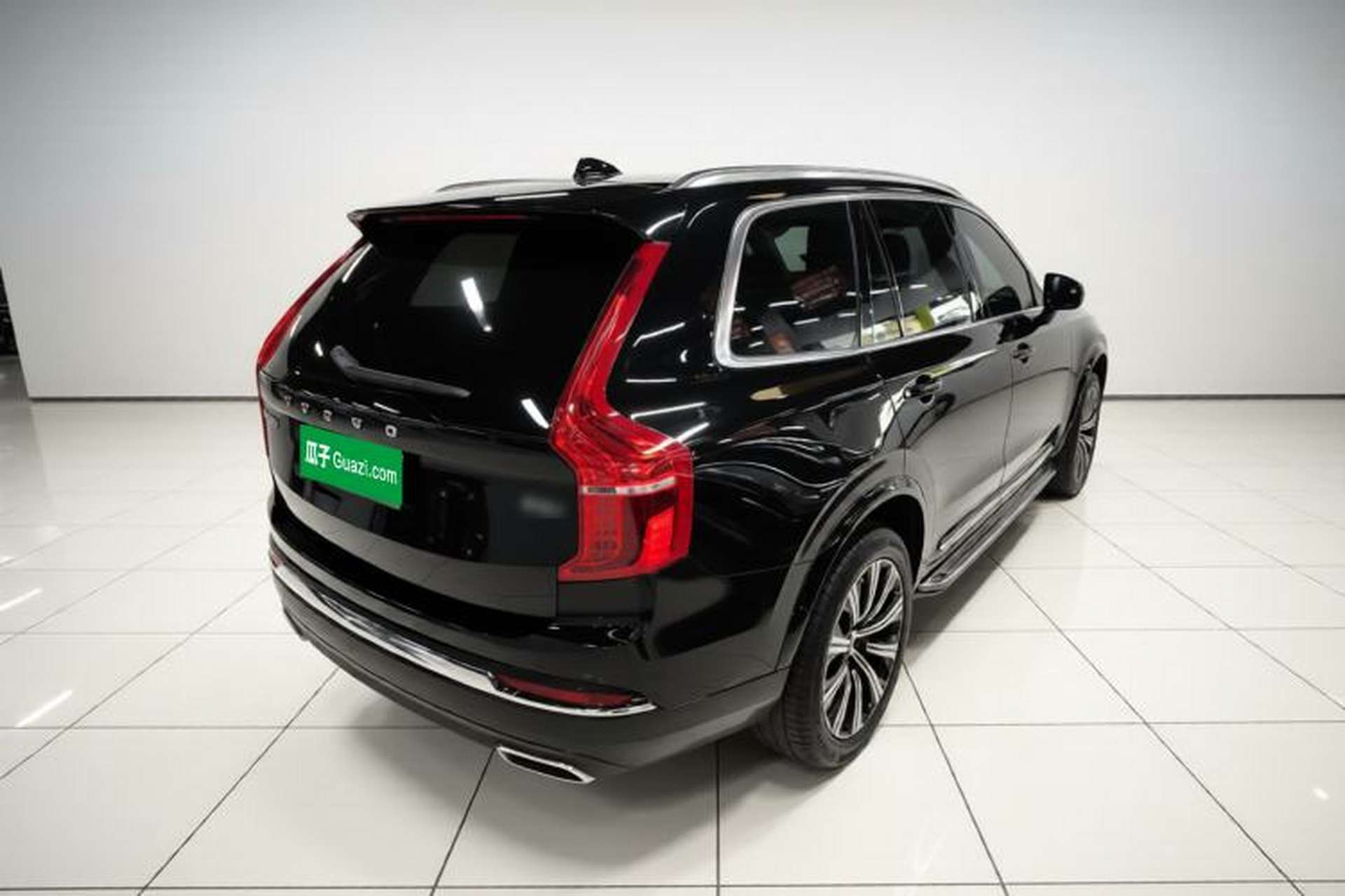 Used Volvo XC90 2021 B5 SmartDrive Luxury Edition 5-seater Rear Right 45 Deg