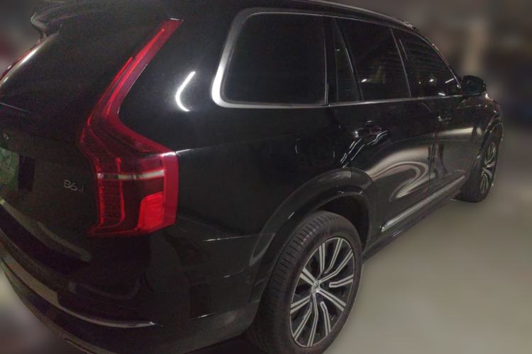 Used Volvo XC90 2021 B6 Luxury Smart Edition 7-Seater Rear Right 45 Deg