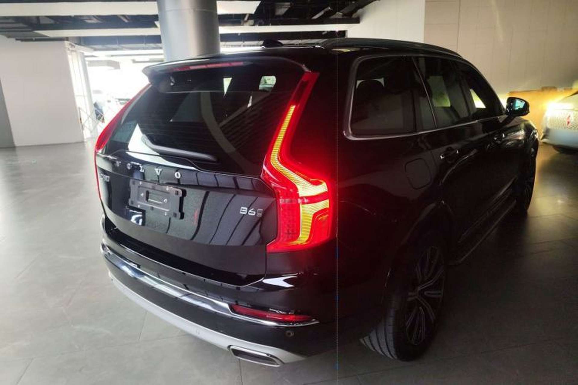 Used Volvo XC90 2021 B6 Luxury Smart Edition 7-Seater Rear Right 45 Deg