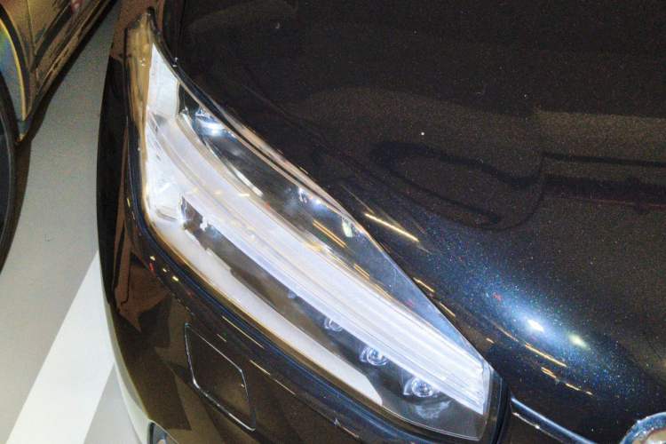 Used Volvo XC90 2021 B6 Zhiyi Luxury Edition 7-Seater Right Front Headlight