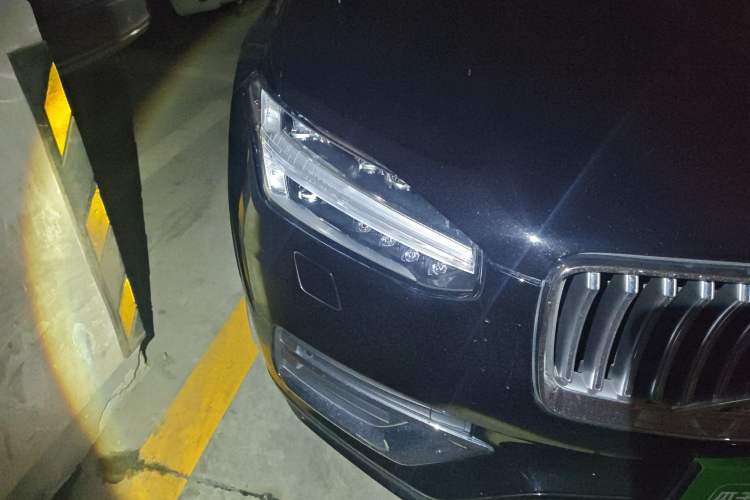 Used Volvo XC90 2021 B6 Zhiyi Luxury Edition 7-Seater Right Front Headlight