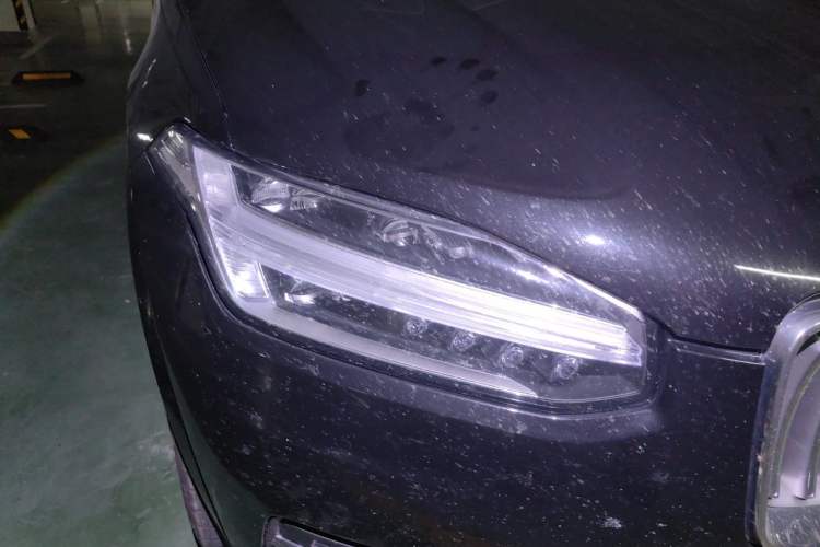 Used Volvo XC90 2021 B5 SmartDrive Luxury Edition 7 Seats Right Front Headlight