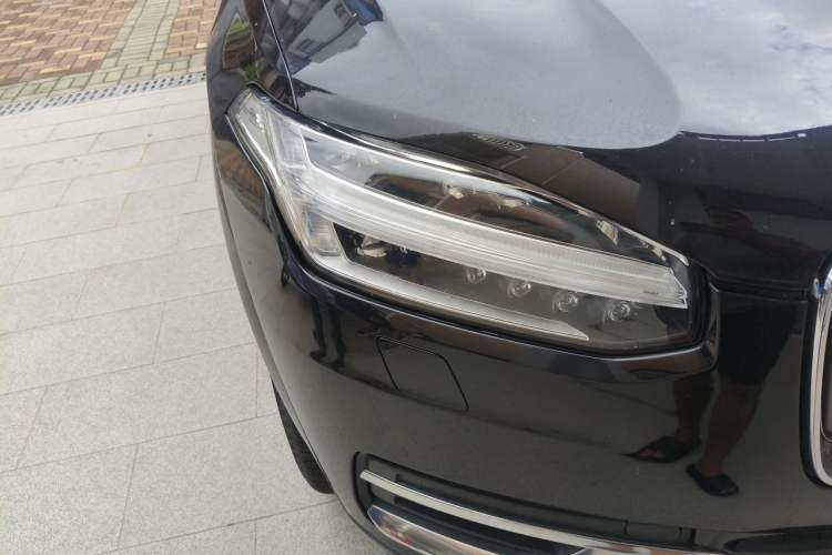 Used Volvo XC90 2021 B6 Zhiyi Luxury Edition 7-Seater Right Front Headlight