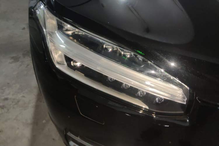 Used Volvo XC90 2021 B6 Luxury Smart Edition 7-Seater Right Front Headlight