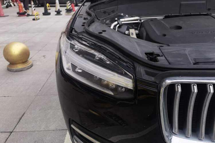 Used Volvo XC90 2021 B6 Zhiyi Luxury Edition 7-Seater Right Front Headlight