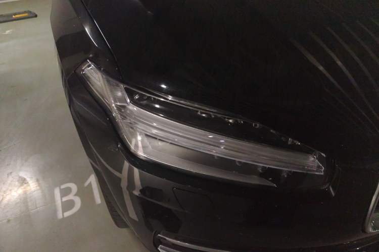 Used Volvo XC90 2021 B6 Luxury Smart Edition 7-Seater Right Front Headlight