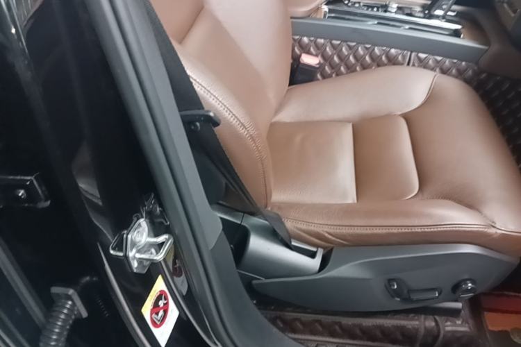 Used Volvo XC90 2021 B6 Zhiyi Luxury Edition 7-Seater Right Front Seat