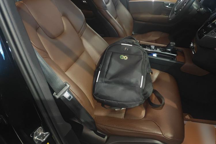 Used Volvo XC90 2021 B5 SmartDrive Luxury Edition 7 Seats Right Front Seat