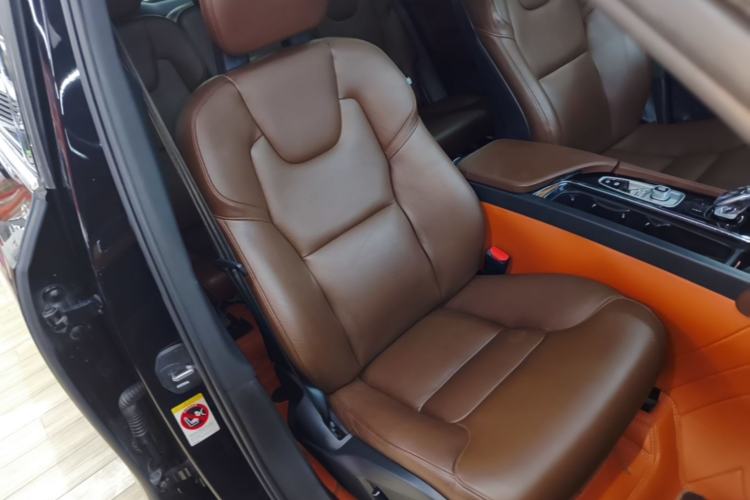 Used Volvo XC90 2021 B6 Zhiyi Luxury Edition 7-Seater Right Front Seat