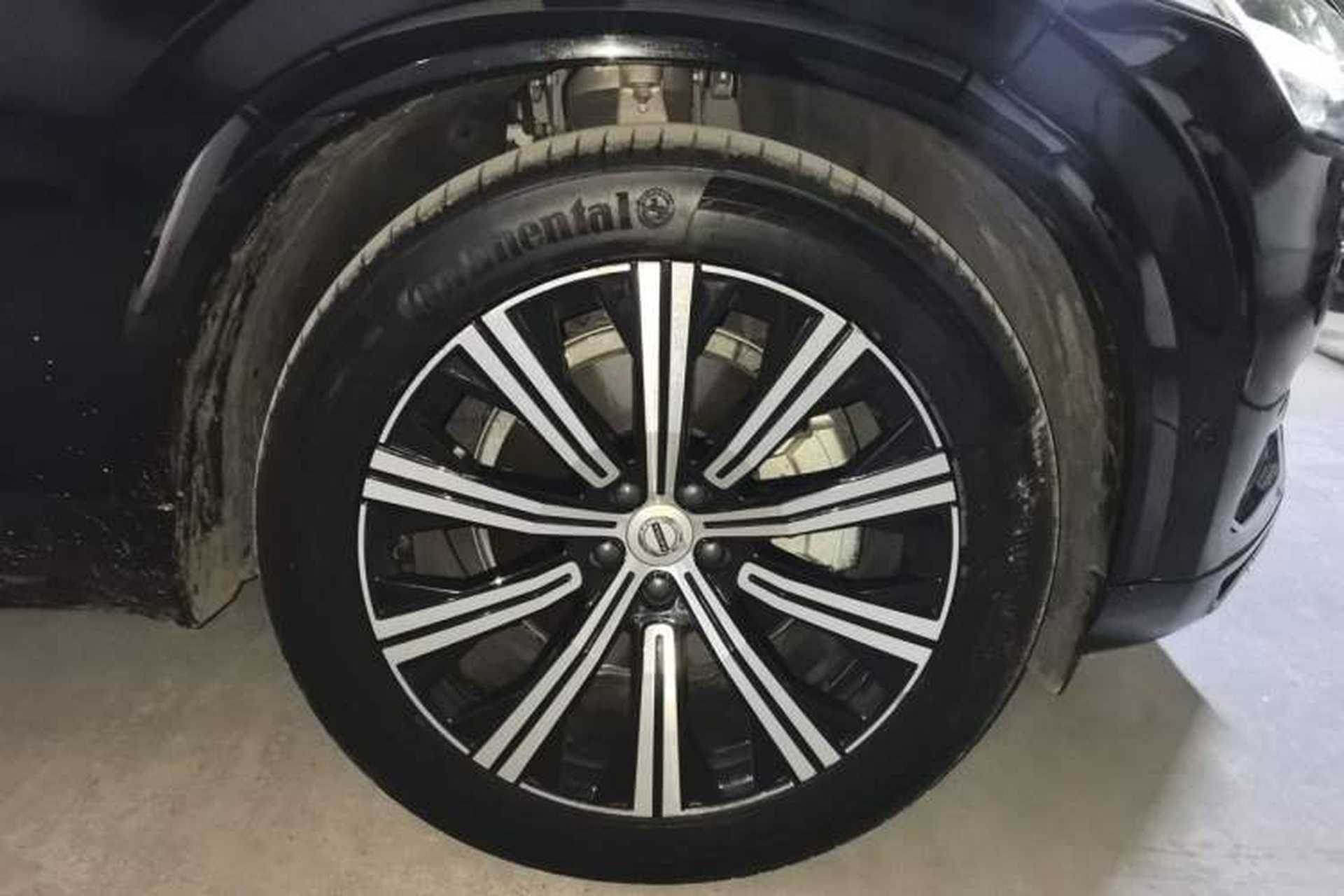 Used Volvo XC90 2021 B6 Luxury Smart Edition 7-Seater Right Front Wheel Hub