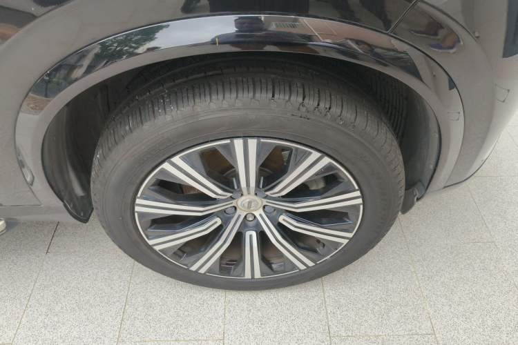 Used Volvo XC90 2021 B6 Zhiyi Luxury Edition 7-Seater Right Front Wheel Hub