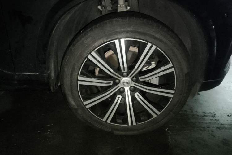 Used Volvo XC90 2021 B6 Zhiyi Luxury Edition 7-Seater Right Front Wheel Hub