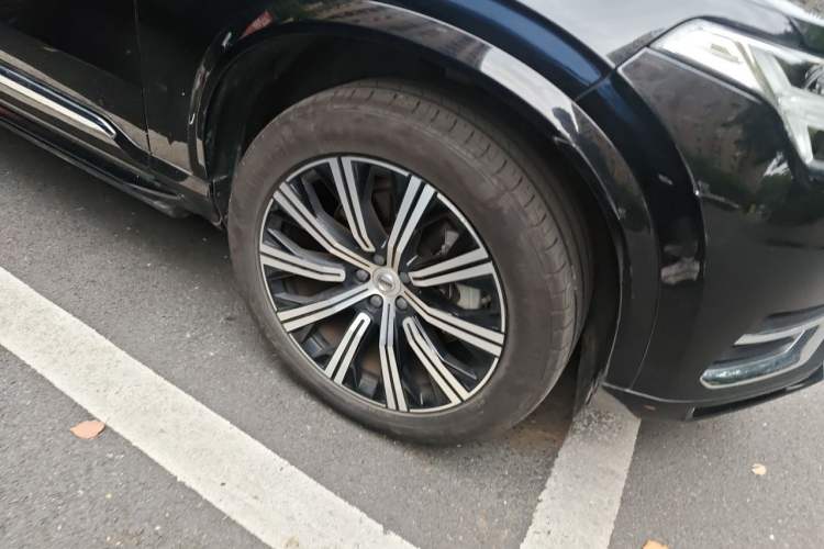 Used Volvo XC90 2021 B6 Zhiyi Luxury Edition 7-Seater Right Front Wheel Hub