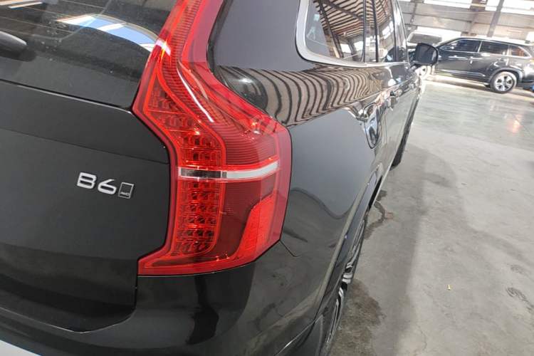 Used Volvo XC90 2021 B6 Zhiyi Luxury Edition 7-Seater Right Rear Taillight
