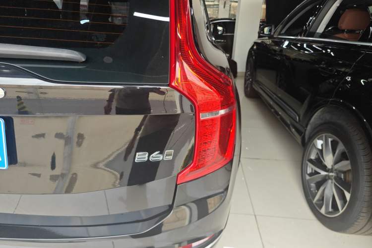 Used Volvo XC90 2021 B6 Zhiyi Luxury Edition 7-Seater Right Rear Taillight