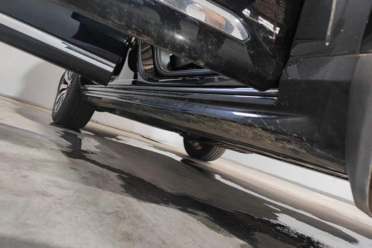 Used Volvo XC90 2021 B6 Zhiyi Luxury Edition 7-Seater Right Side Sill