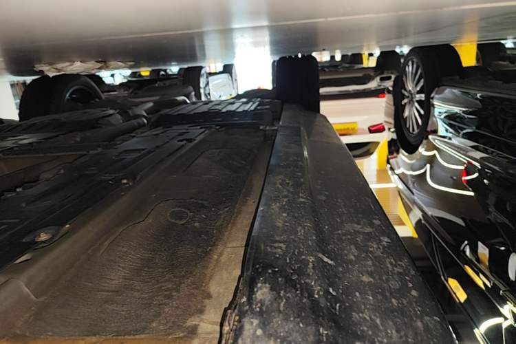 Used Volvo XC90 2021 B6 Luxury Smart Edition 7-Seater Right Side Sill