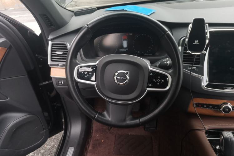 Used Volvo XC90 2021 B5 SmartDrive Luxury Edition 5-seater Steering Wheel