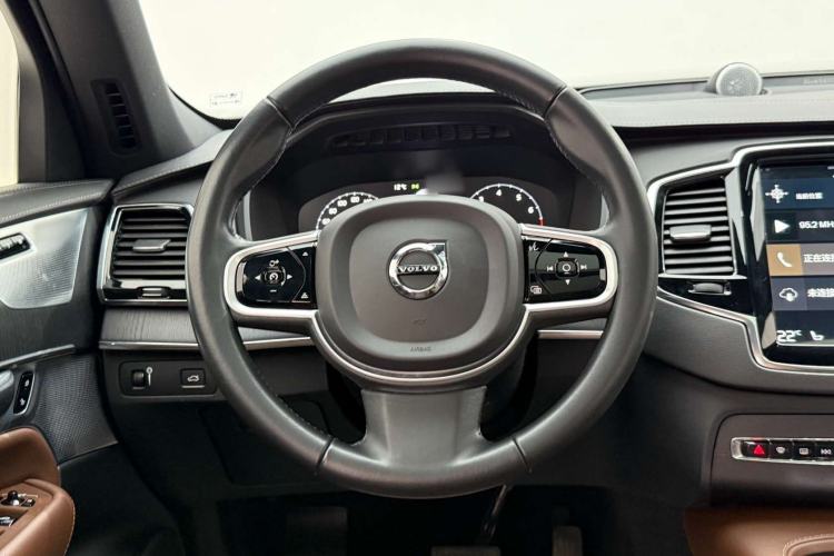 Used Volvo XC90 2021 B6 Luxury Smart Edition 7-Seater Steering Wheel