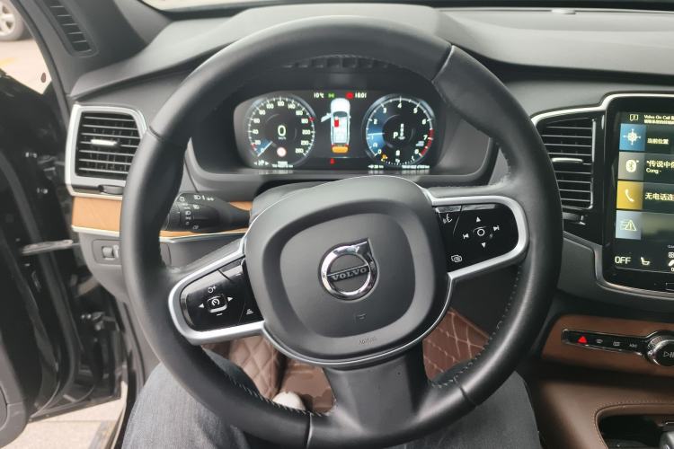 Used Volvo XC90 2021 B6 Zhiyi Luxury Edition 7-Seater Steering Wheel