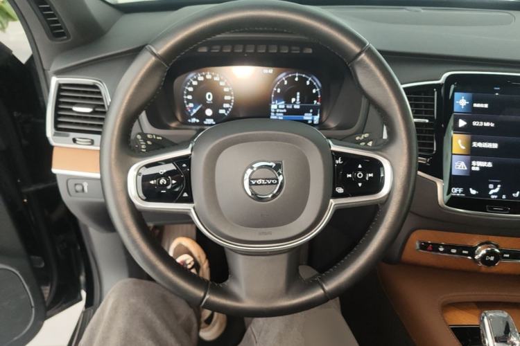 Used Volvo XC90 2021 B6 Zhiyi Luxury Edition 7-Seater Steering Wheel