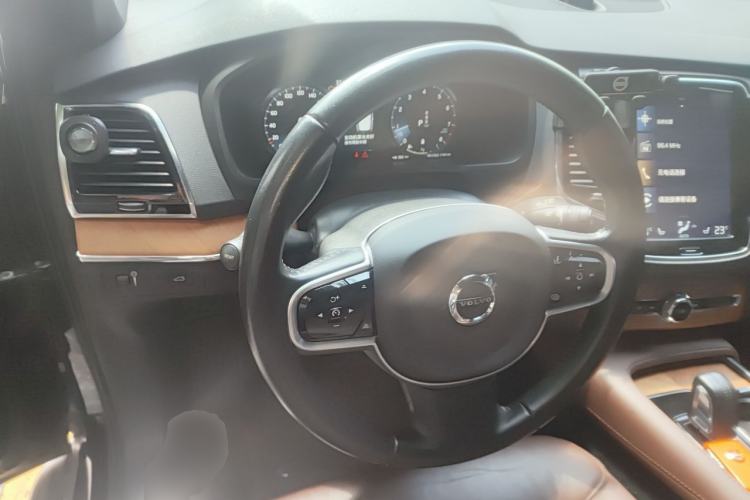Used Volvo XC90 2021 B6 Zhiyi Luxury Edition 7-Seater Steering Wheel