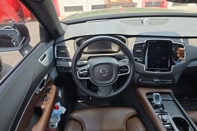 Used Volvo XC90 2021 B6 Luxury Smart Edition 7-Seater Steering Wheel