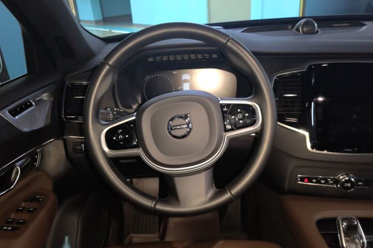 Used Volvo XC90 2021 B6 Luxury Smart Edition 7-Seater Steering Wheel