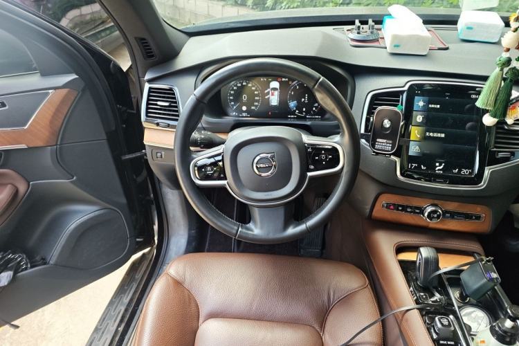 Used Volvo XC90 2021 B6 Zhiyi Luxury Edition 7-Seater Steering Wheel