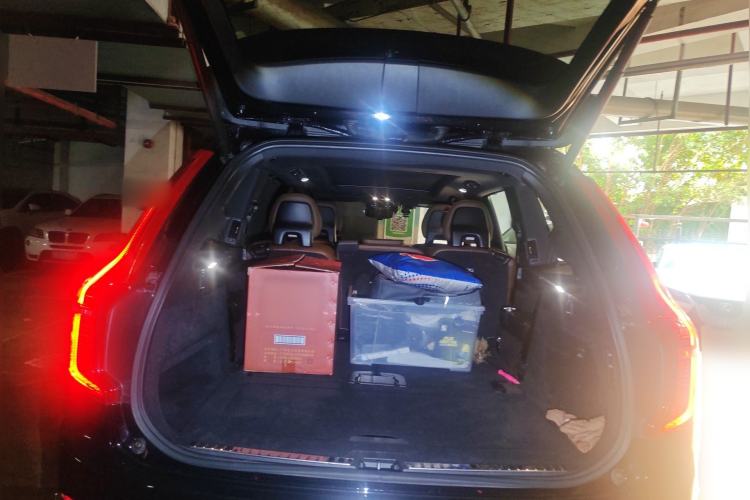 Used Volvo XC90 2021 B6 Luxury Smart Edition 7-Seater Trunk